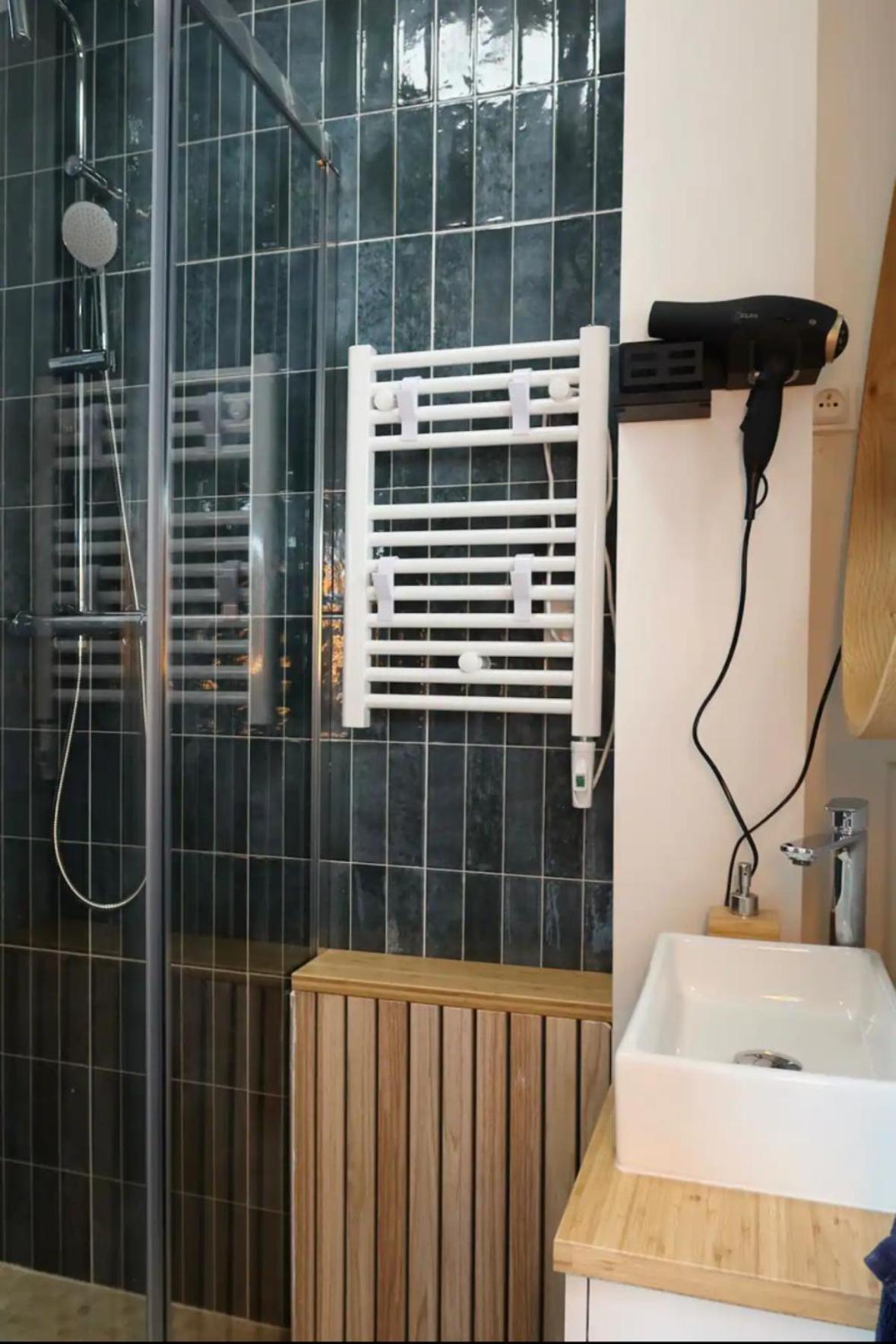 Charmant Appartement Cosy A Suresnes Ngoại thất bức ảnh